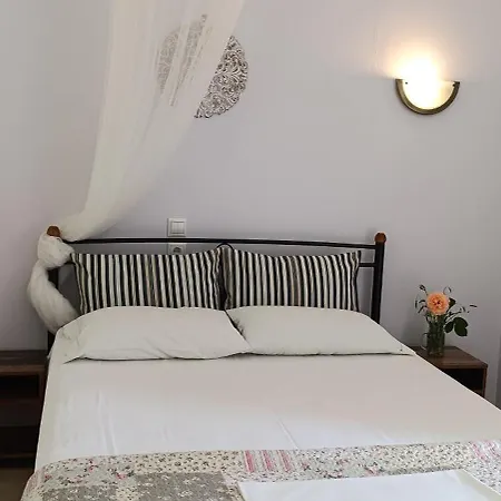 Stamatia's Garden 3*