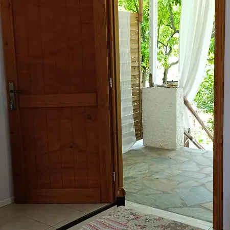 بيت ضيافة Stamatia's Garden