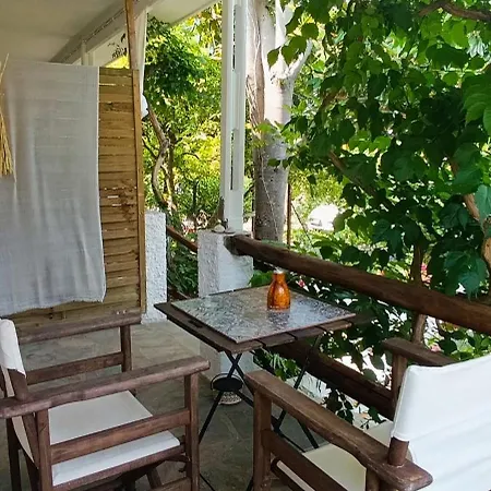 Stamatia's Garden Πανσιόν