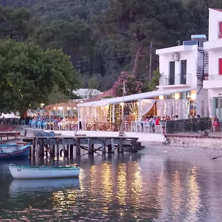 ゲストハウス Stamatia's Garden 3*