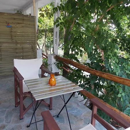 بيت ضيافة Stamatia's Garden Agnontas