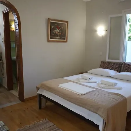 Stamatia's Garden ゲストハウス Agnontas