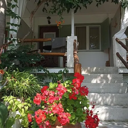 Stamatia's Garden * Agnontas