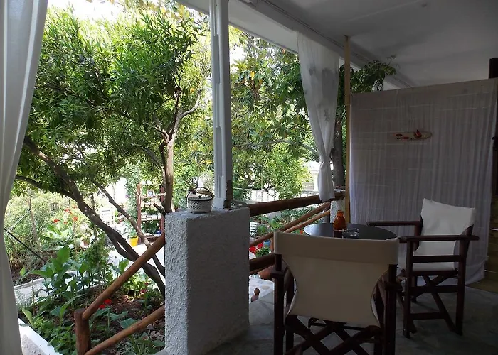 Stamatia's Garden 3*